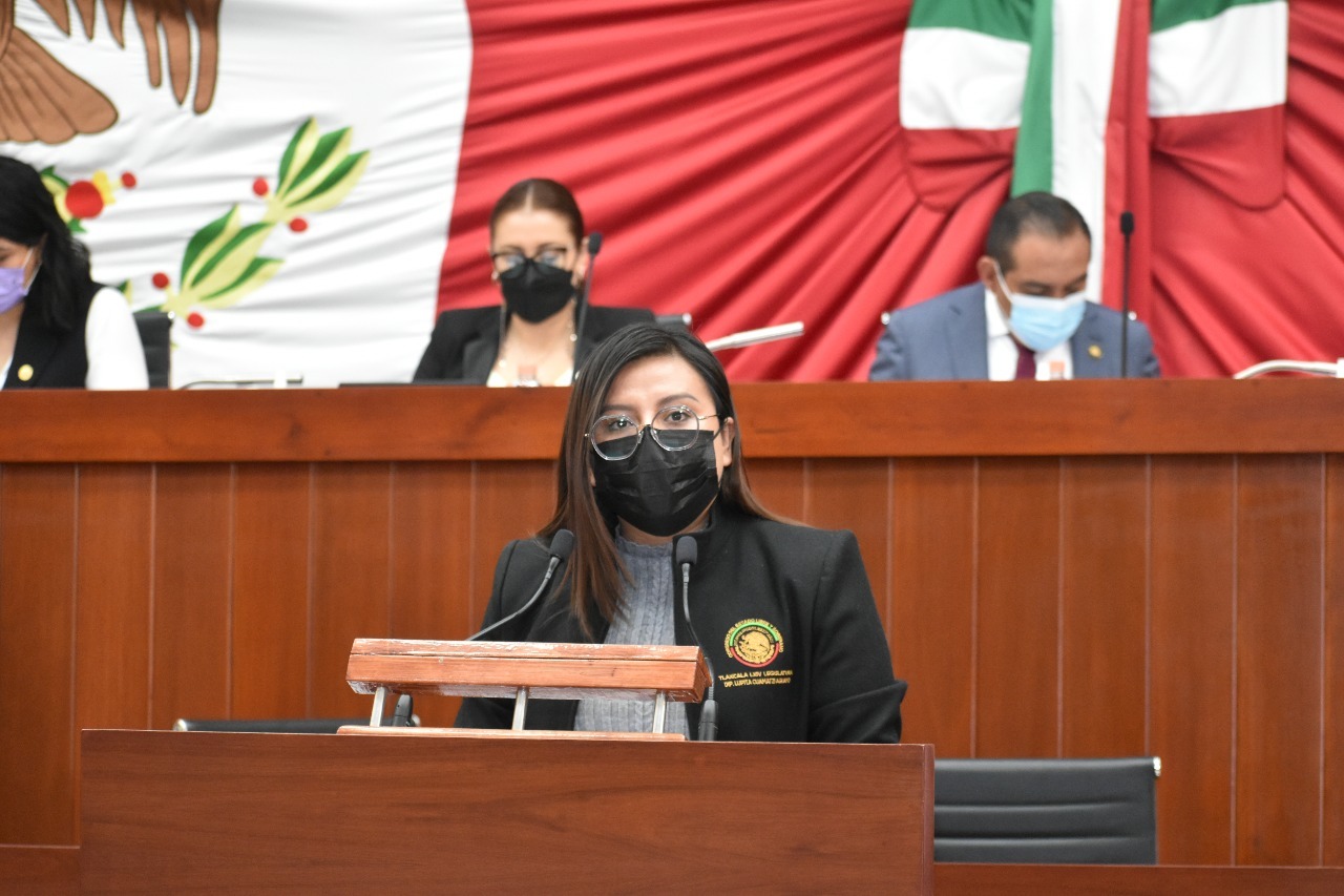 Propone diputada reglamentar contratos de personal de confianza en Ayuntamientos
